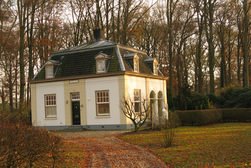 Woning aan de oprijlaan