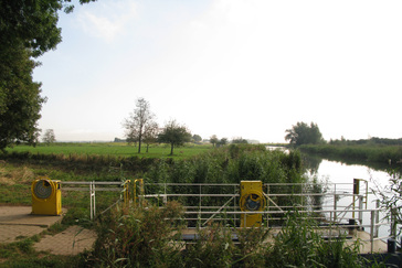 Trekpontje over het Meer