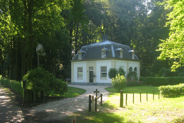 Woning aan de oprijlaan
