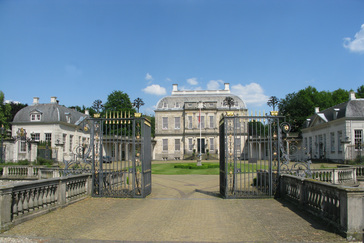 Voorzijde Huize de Voorst